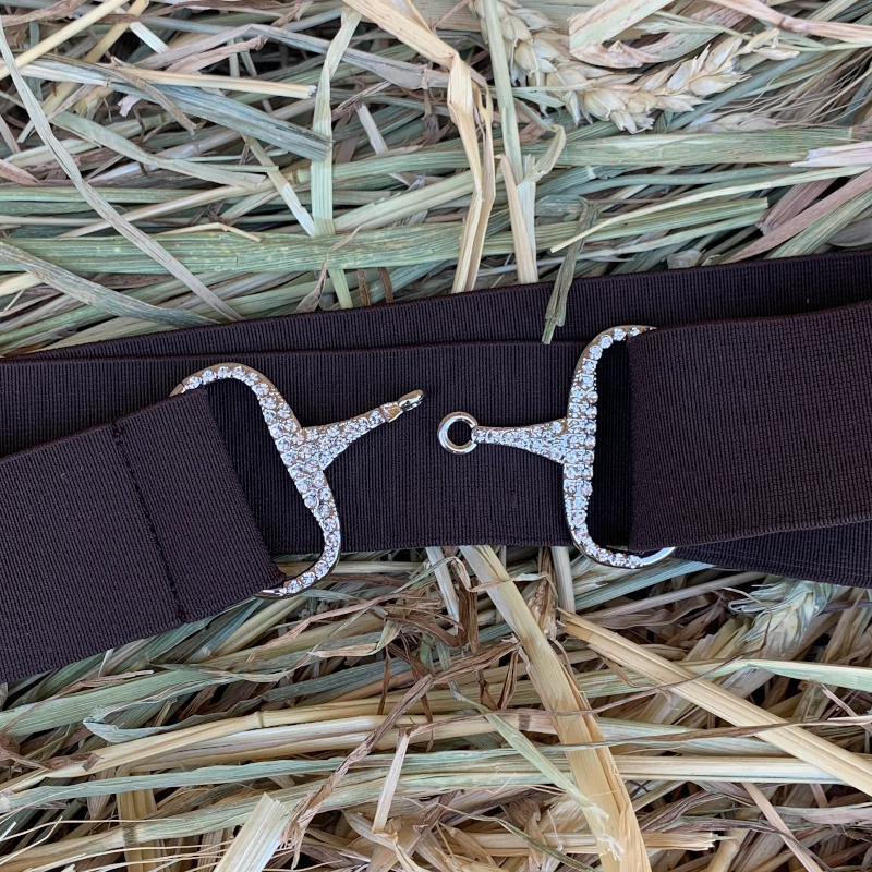 Cinturón elástico hebilla bocado brillantes detalle abierto cinta marrón